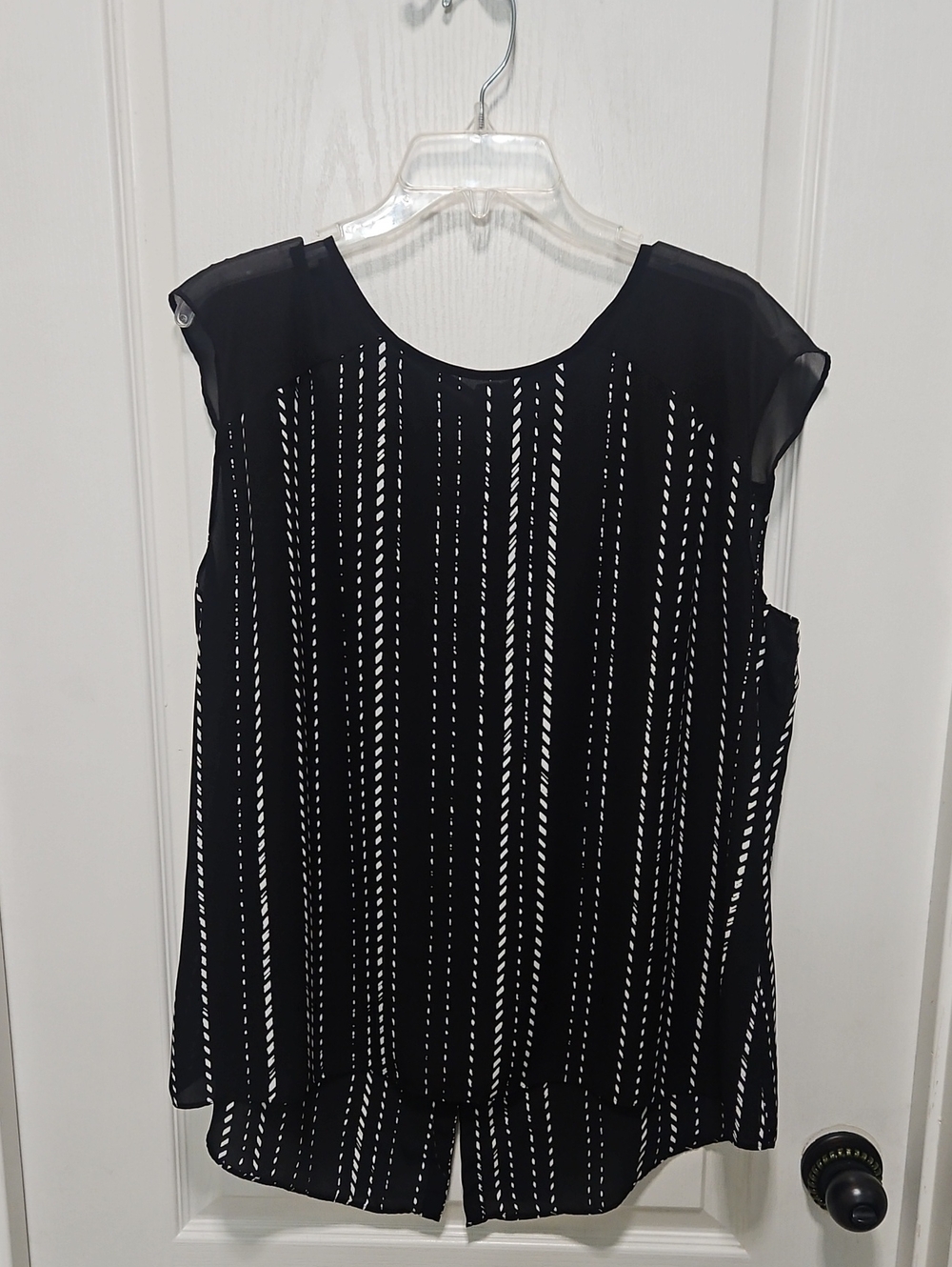 Apt. 9 Black & White Striped Chiffon Sleeveless Top